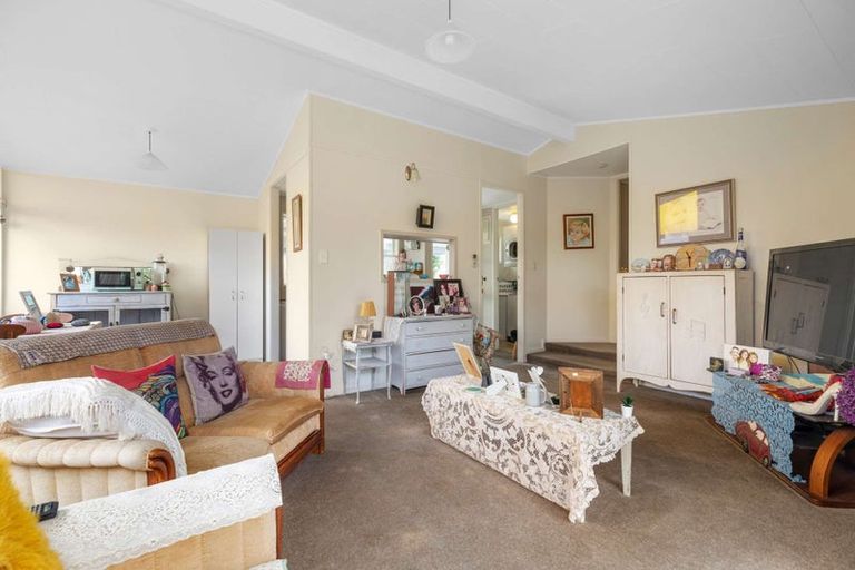 Photo of property in 69a King Street, Waiuku, 2123