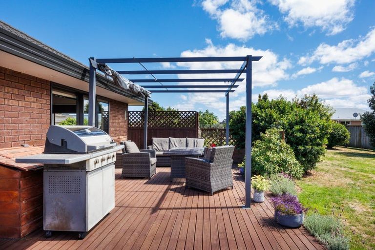 Photo of property in 92 Mount Taylor Drive, Feilding, 4775