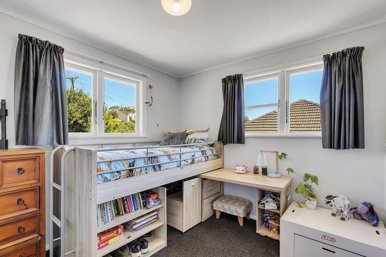 Photo of property in 26 Thompson Grove, Ranui, Porirua, 5024