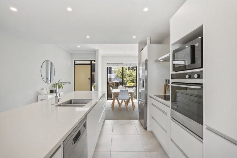 Photo of property in 17 Eyton Kay Road, Hobsonville, Auckland, 0616