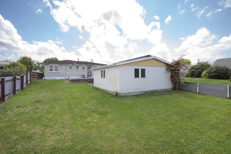 Photo of property in 15 Mcclure Street, Feilding, 4702
