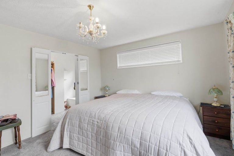 Photo of property in 46 Kilmarnock Street, Wallacetown, 9816