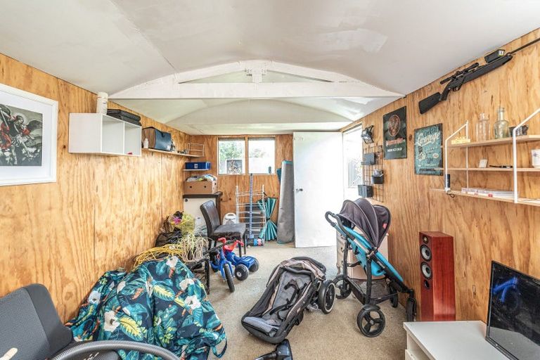 Photo of property in 12 Massey Street, Aramoho, Whanganui, 4500