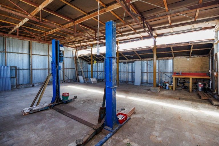 Photo of property in 11 Highway 56, Himatangi, Palmerston North, 4477