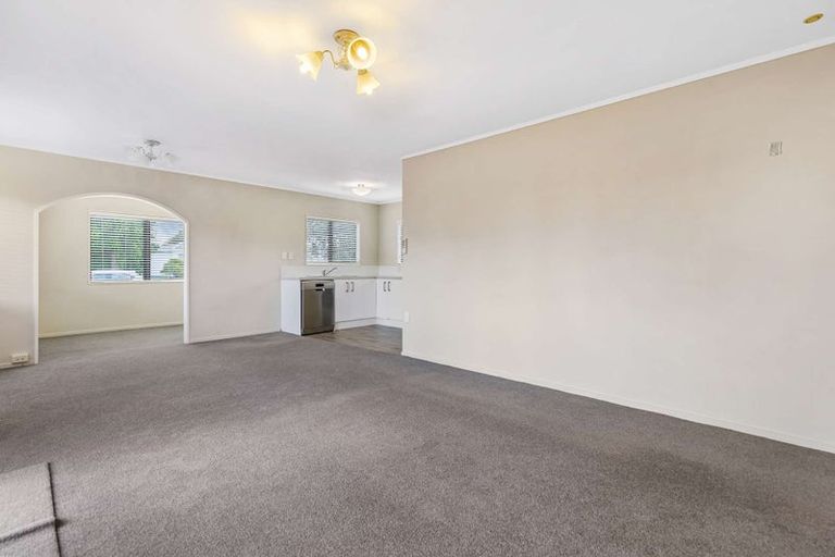 Photo of property in 30b Robinson Avenue, Holdens Bay, Rotorua, 3010