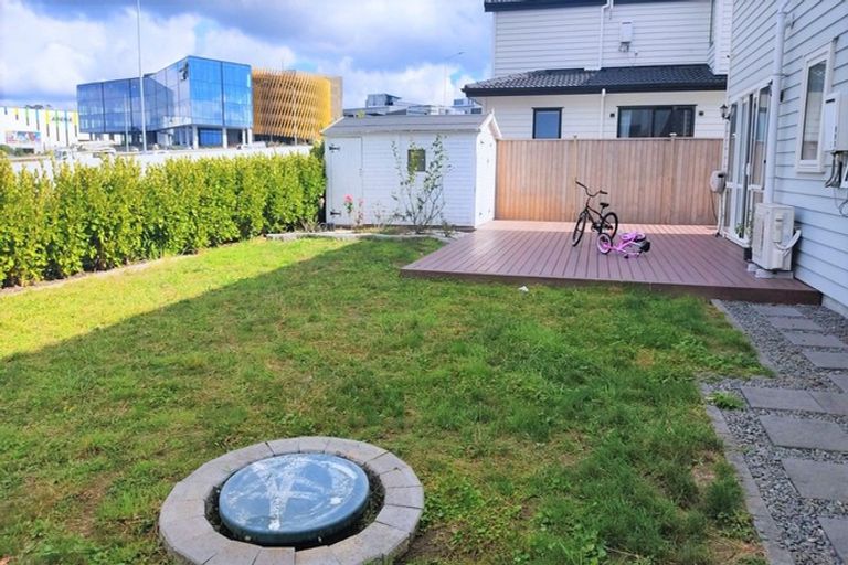 Photo of property in 45 Rathmullen Place, Pinehill, Auckland, 0632