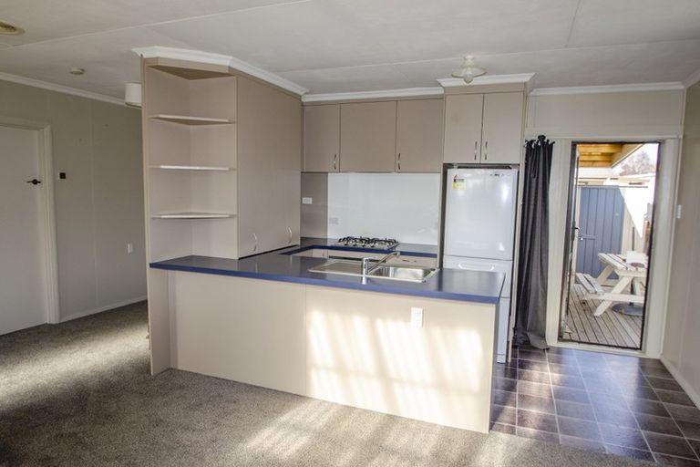 Photo of property in 2 Gavan Street, Cromwell, 9310