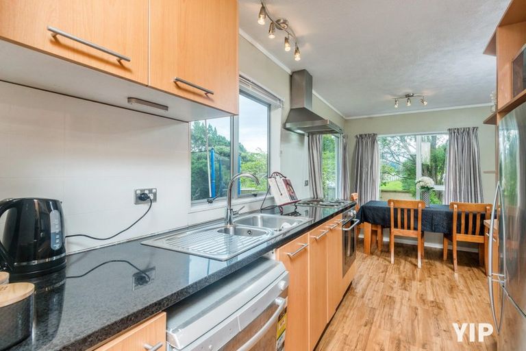 Photo of property in 85 Mark Avenue, Paparangi, Wellington, 6037