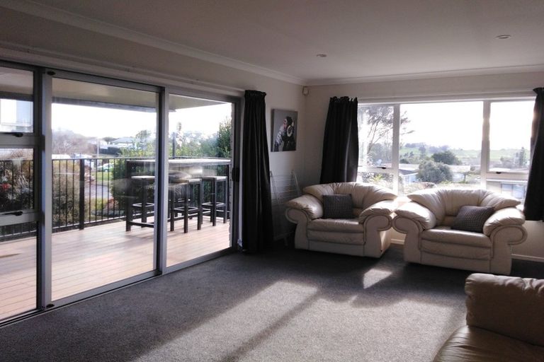 Photo of property in 22 Hillcrest Street, Tirau, 3410