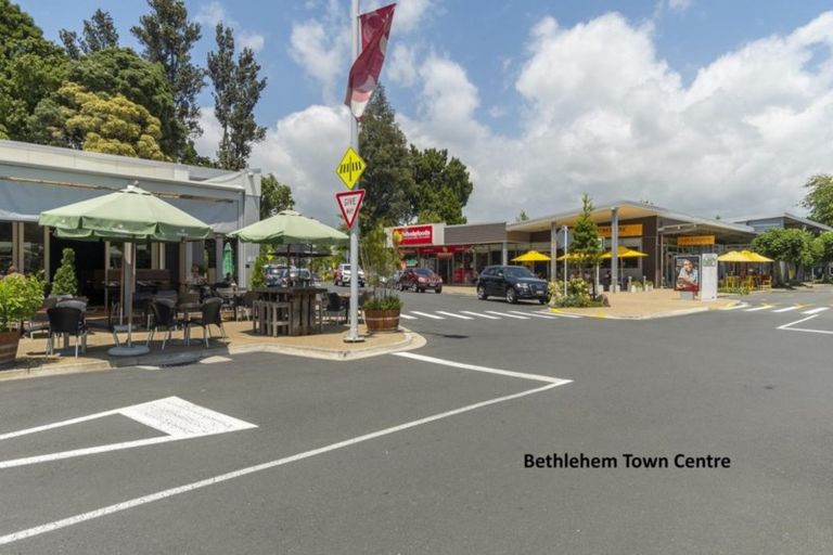 Photo of property in 30 Harbelle Close, Bethlehem, Tauranga, 3110