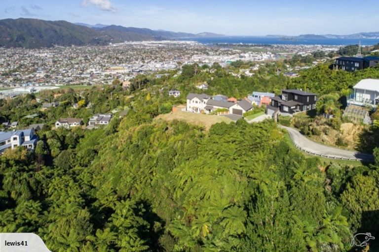 Photo of property in 25 Meadowbank Drive, Belmont, Lower Hutt, 5010