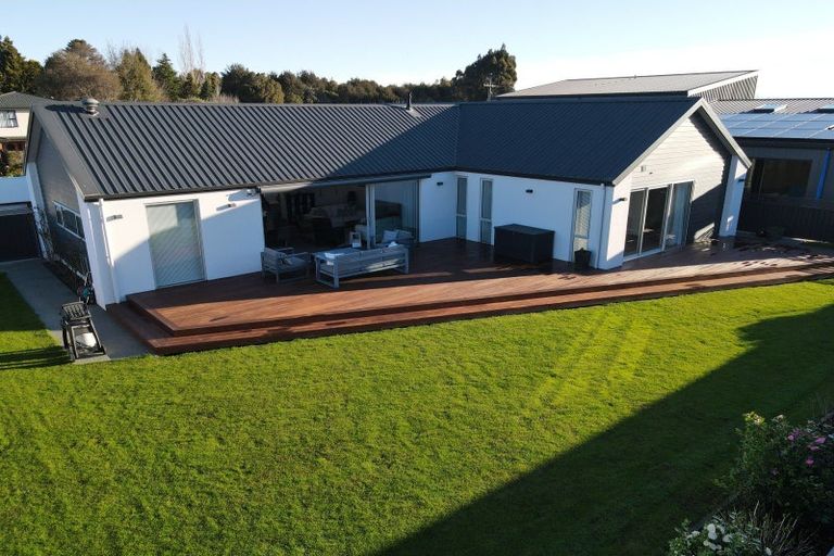 Photo of property in 60 Welsh Road, Winton, 9720