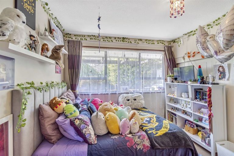 Photo of property in 9/178 Main North Road, Redwood, Christchurch, 8051