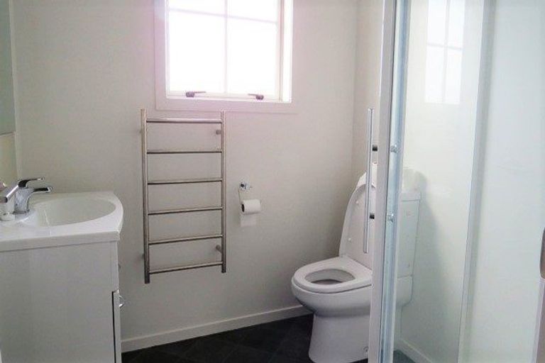 Photo of property in 9 Chiefs Court, Hamilton East, Hamilton, 3216