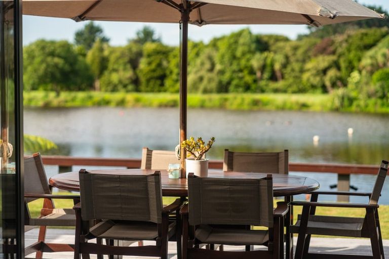 Photo of property in 3 Mcgregor Place, Paraparaumu, 5032