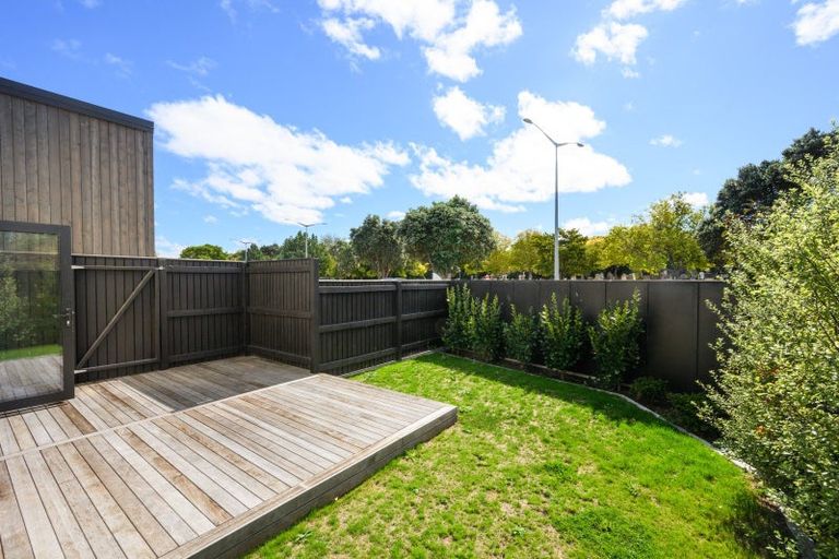 Photo of property in 46 Napier Road, Terrace End, Palmerston North, 4410