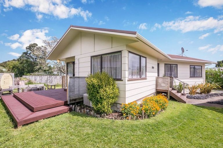 Photo of property in 52a Hinemoa Street, Paraparaumu, 5032