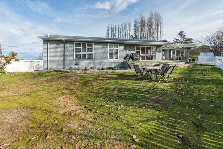 Photo of property in 112 High Street, Waipawa, 4210