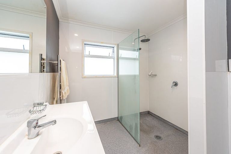 Photo of property in 12 George Street, Aramoho, Whanganui, 4500