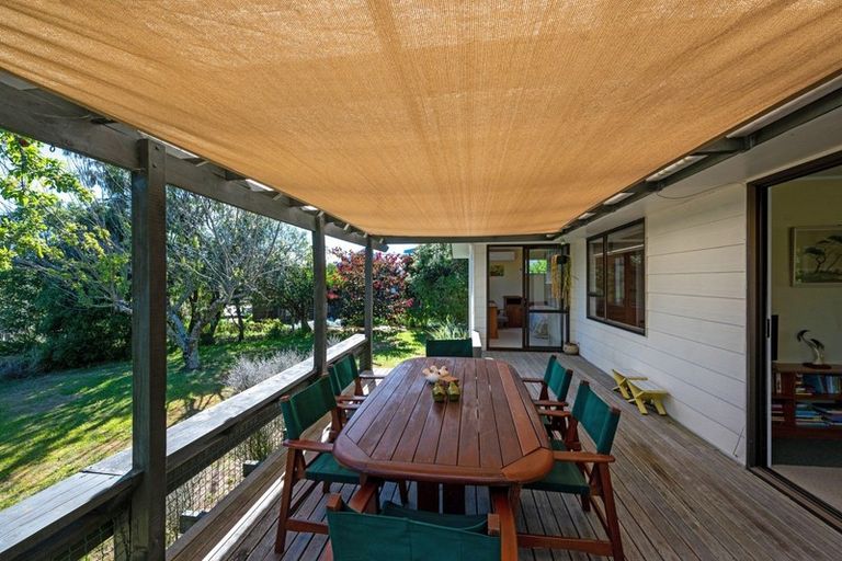 Photo of property in 30 Candu Lane, Kinloch, Taupo, 3377