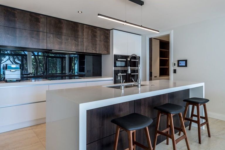 Photo of property in 218a Lake Road, Hauraki, Auckland, 0622