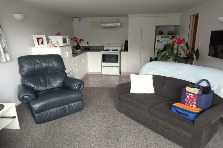 Photo of property in 21 Cawthron Crescent, Annesbrook, Nelson, 7011