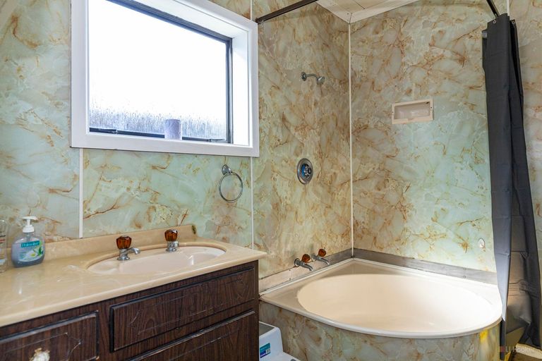 Photo of property in 4 Queen Street, Pareora, 7912