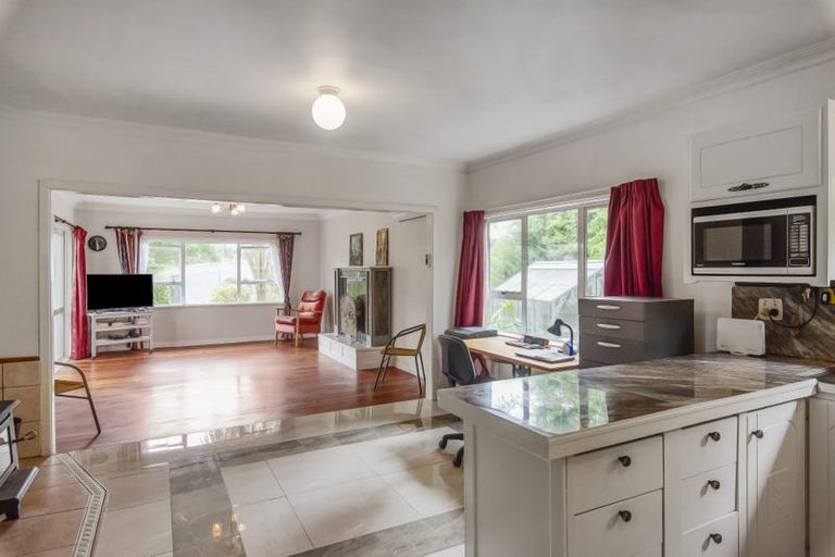 Photo of property in 13 Te Horo Beach Road, Te Horo, Otaki, 5581