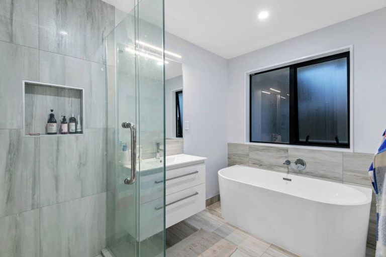 Photo of property in 6 Solitary Lane, Rolleston, 7615