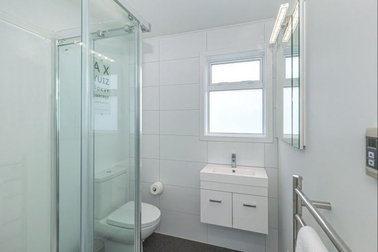 Photo of property in 218a Cambridge Street, Levin, 5510