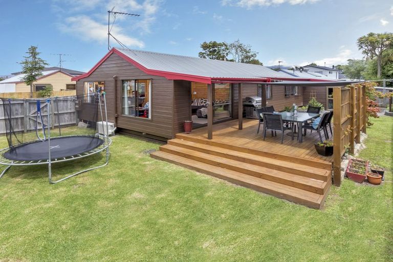 Photo of property in 30a Fiesta Drive, Half Moon Bay, Auckland, 2012