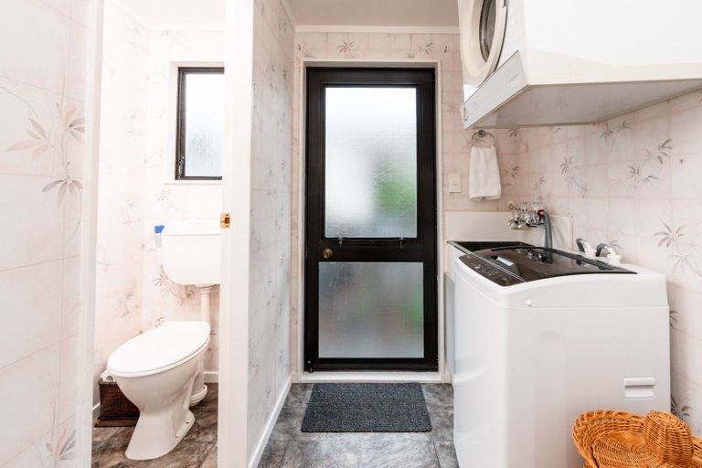 Photo of property in 14 Aparima Avenue, Miramar, Wellington, 6022