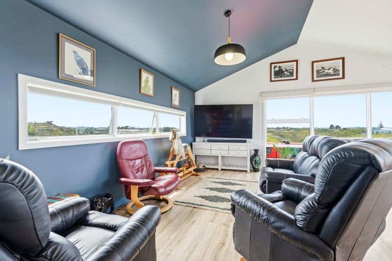 Photo of property in 55a Rangiora Street, Castlecliff, Whanganui, 4501