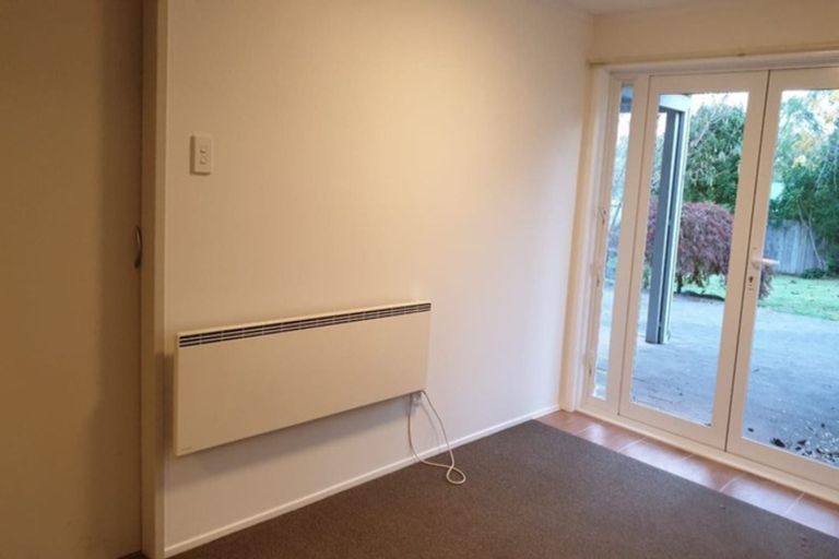 Photo of property in 48 Lynden Avenue, Hillcrest, Auckland, 0627