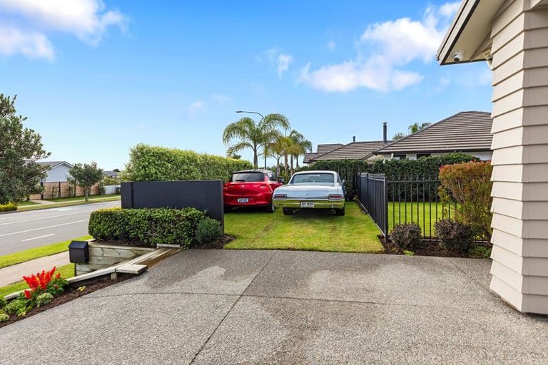 Photo of property in 77 Sandhurst Drive, Papamoa Beach, Papamoa, 3118