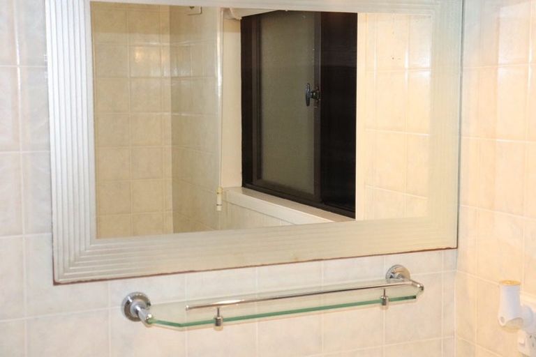 Photo of property in 87 Glamorgan Drive, Torbay, Auckland, 0630