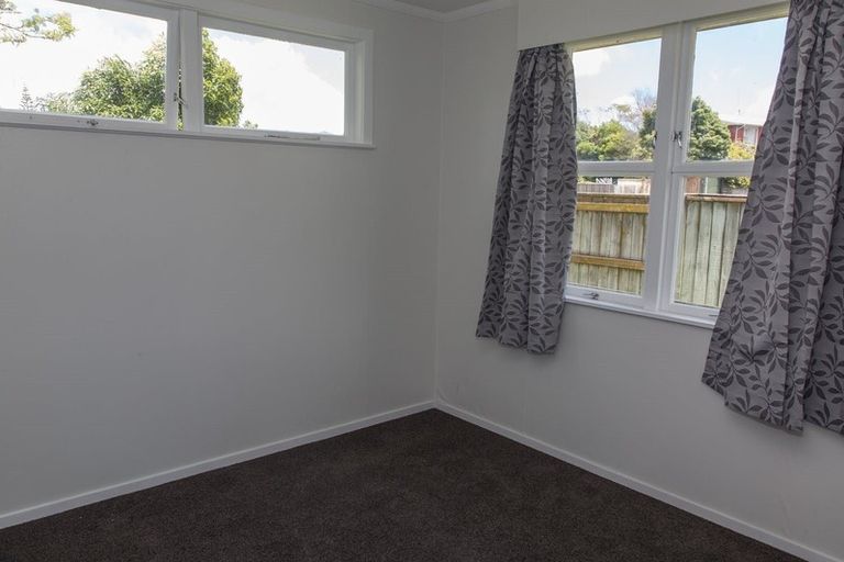 Photo of property in 1 Patea Place, Terrace End, Palmerston North, 4410