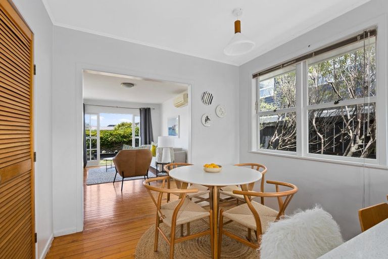 Photo of property in 1/45 Seine Road, Forrest Hill, Auckland, 0620