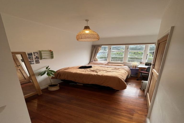 Photo of property in 103 Sunshine Avenue, Karori, Wellington, 6012