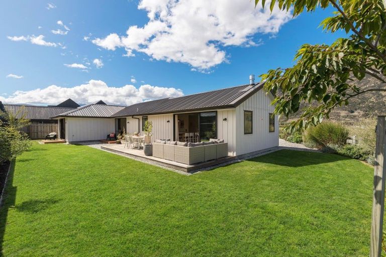 Photo of property in 8 Headley Drive, Lower Shotover, Queenstown, 9304