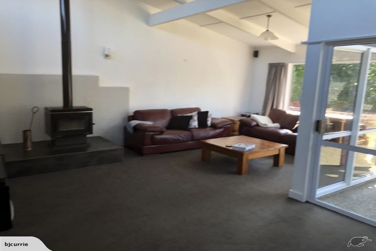 Photo of property in 3 Woodstock Place, Hokowhitu, Palmerston North, 4410