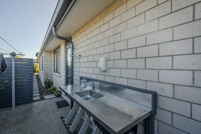Photo of property in 14 Motukorure Parade, Cooks Beach, Whitianga, 3591