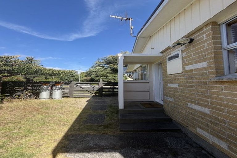 Photo of property in 3 Victor Grove, Waikanae Beach, Waikanae, 5036