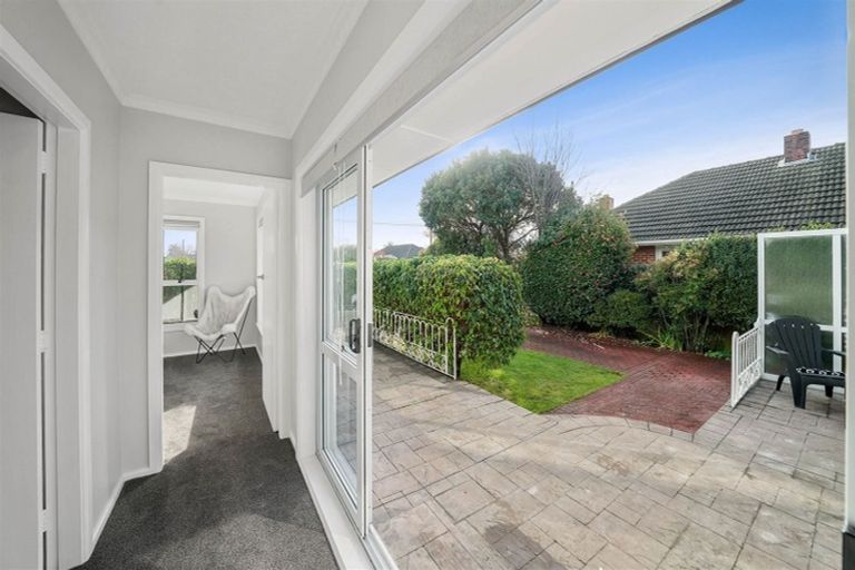 Photo of property in 9 Springbank Street, Bryndwr, Christchurch, 8053