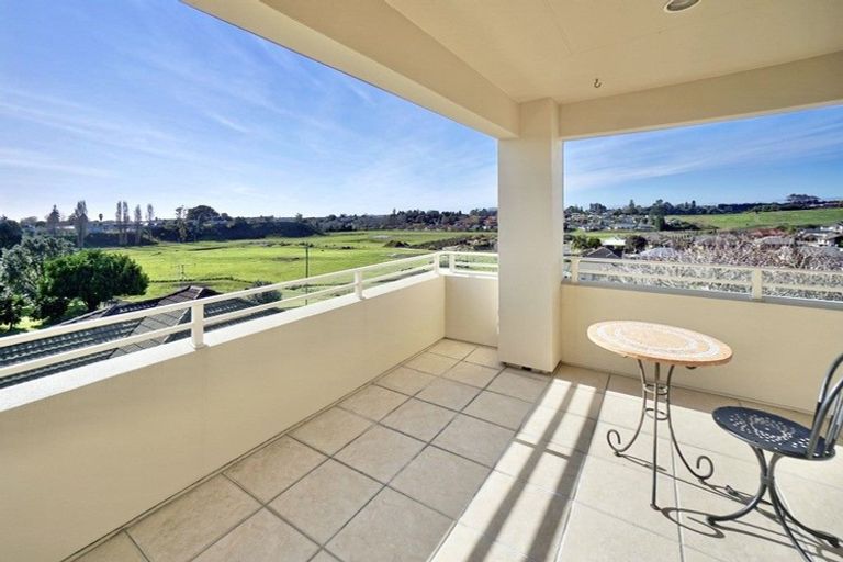 Photo of property in 48 Oxford Street, Te Puke, 3119