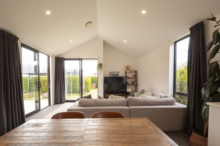 Photo of property in 23 Lauder Street, Lake Hayes, Queenstown, 9304