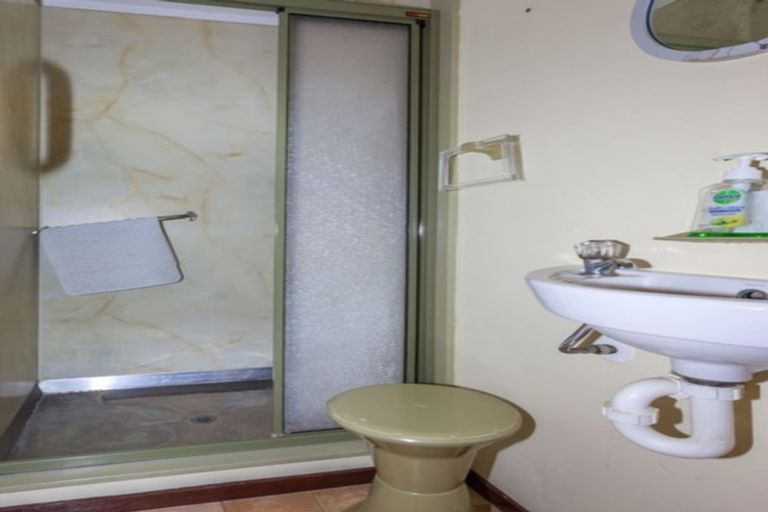 Photo of property in 207 Marie Crescent, Whangamata, 3620