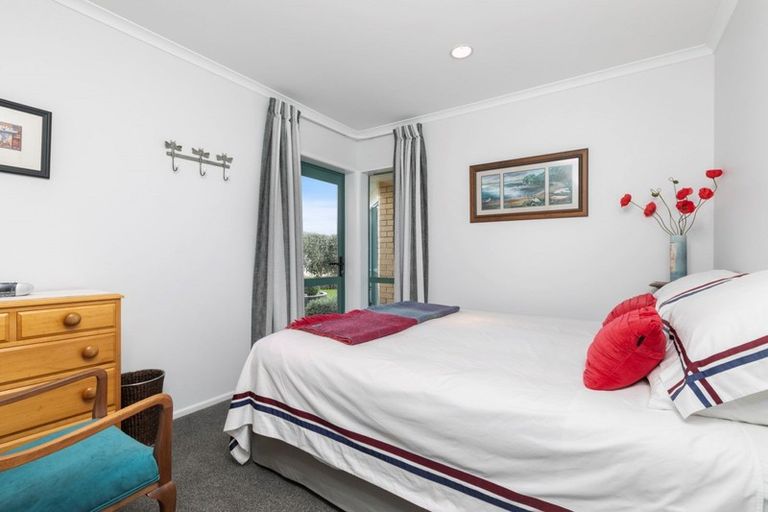 Photo of property in 39 Rosberg Place, Mount Maunganui, 3116