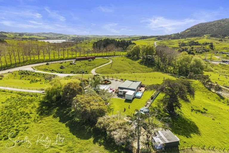 Photo of property in 316 Mountain Road, Maungaturoto, 0587