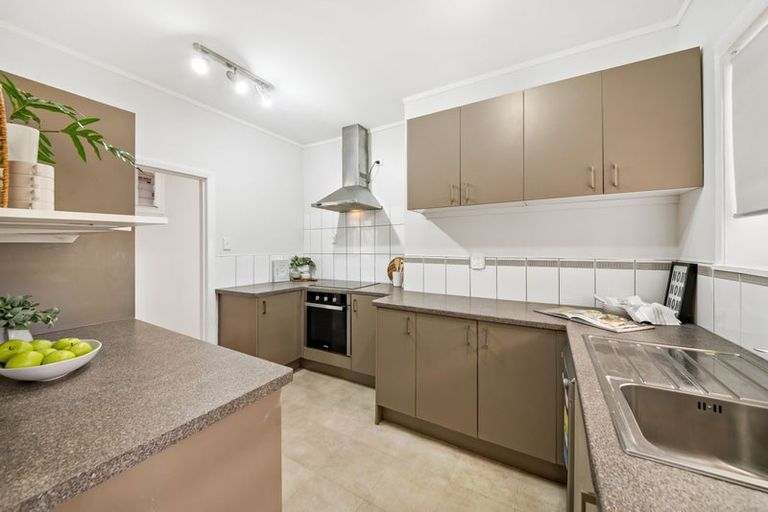 Photo of property in 80 Seddon Street, Pukekohe, 2120